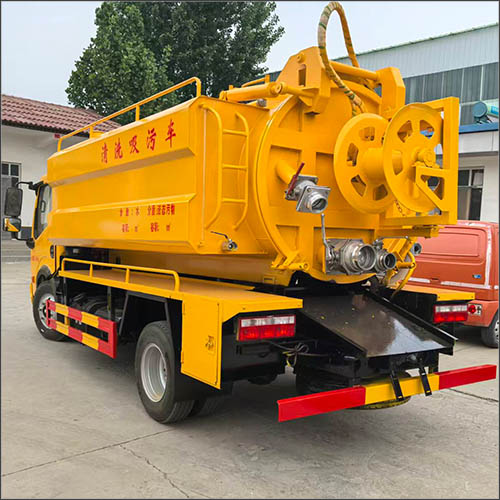 高压清洗吸污两用车